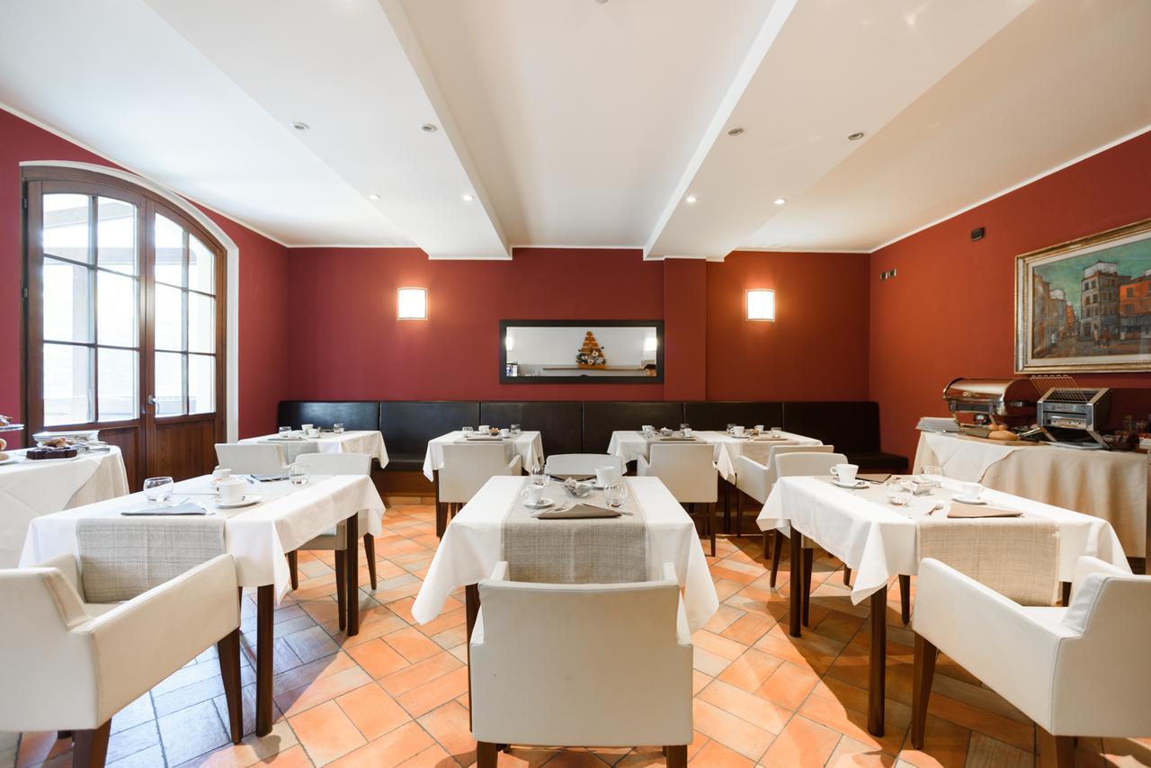 Country Hotel Castelbarco Vaprio dʼAdda Εξωτερικό φωτογραφία